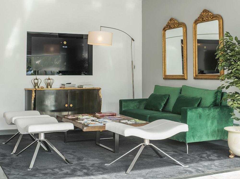 Sevilla Green Suites Alcalá de Guadaira Екстериор снимка
